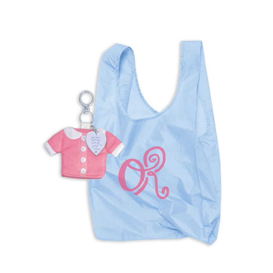 girl in love bag charm